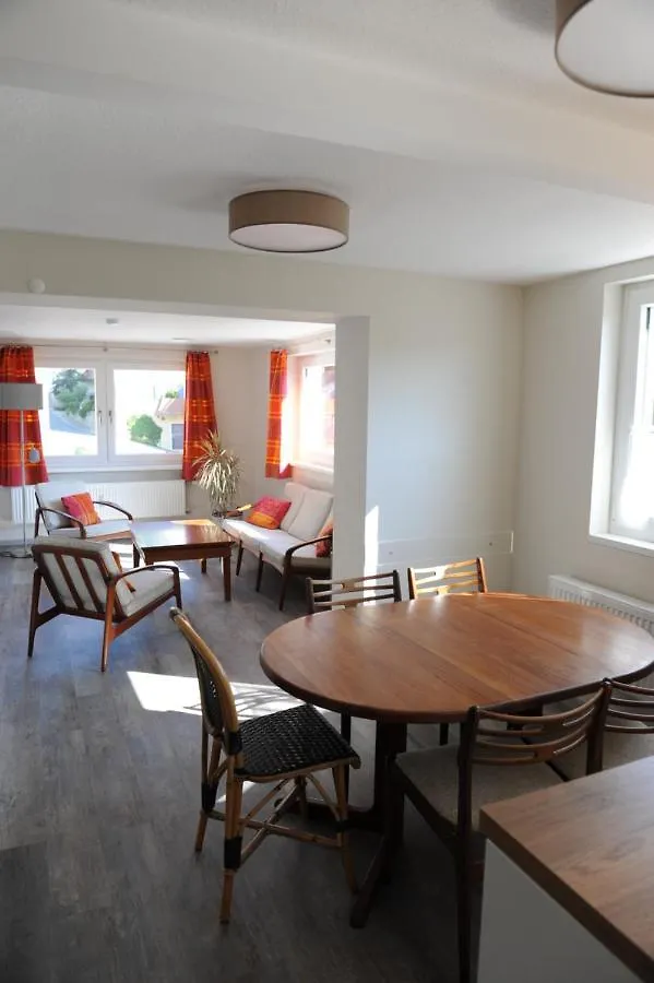 Apartment-Haus Gundelfinger Gräfenberg 0*,
