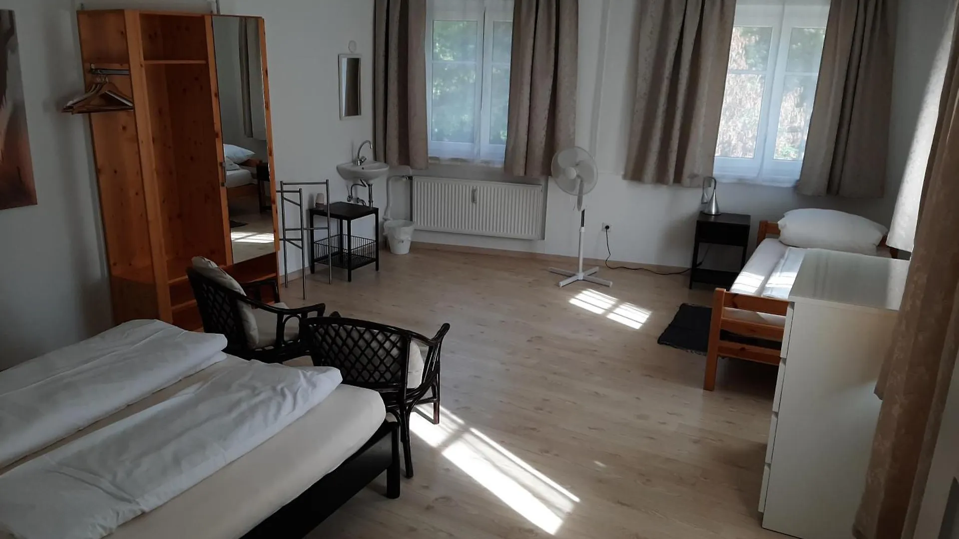 Apartment-Haus Gundelfinger Gräfenberg 0*,  Deutschland